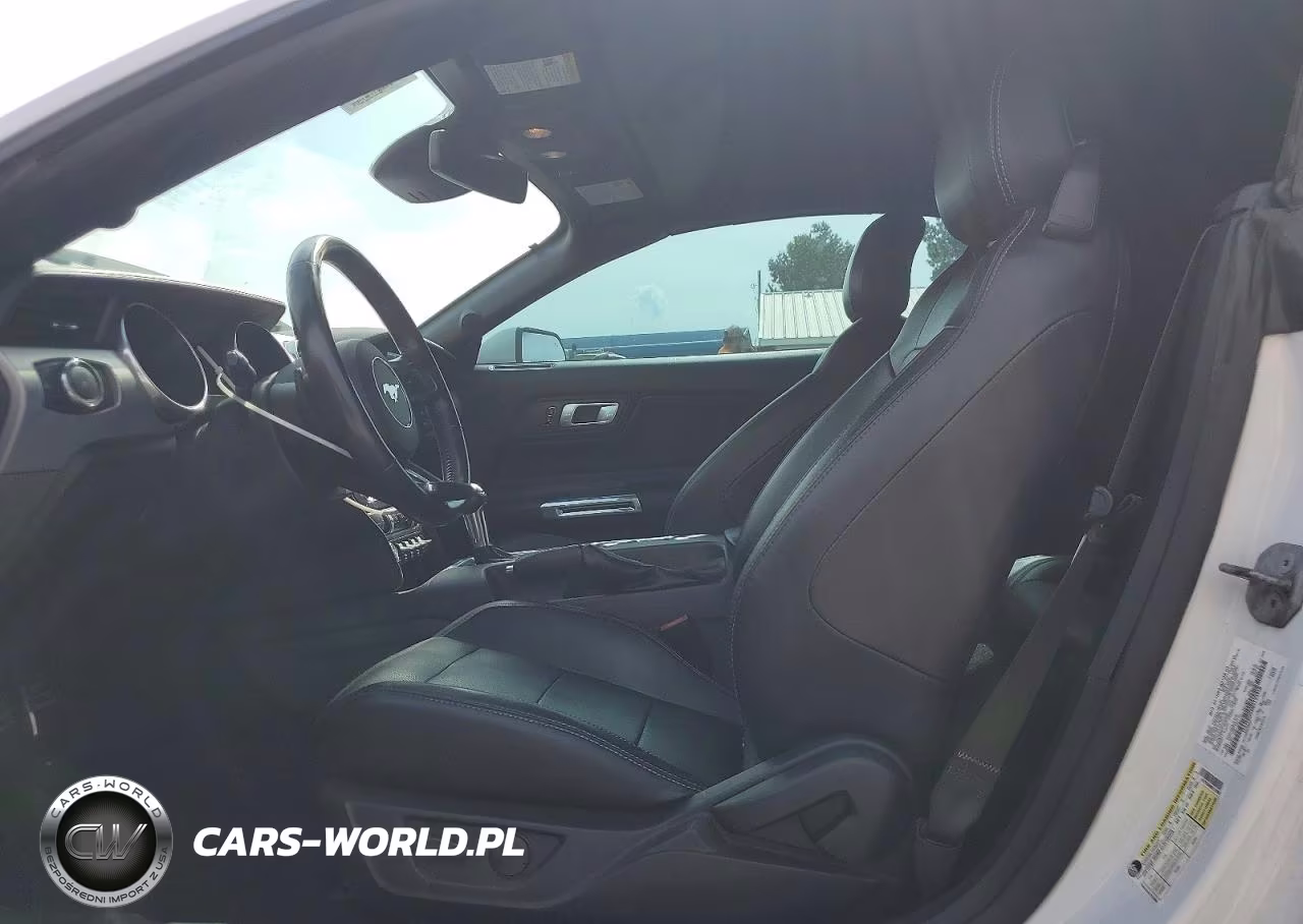 2021 Ford Mustang VIN:1FATP8UH8M5124958 - 7