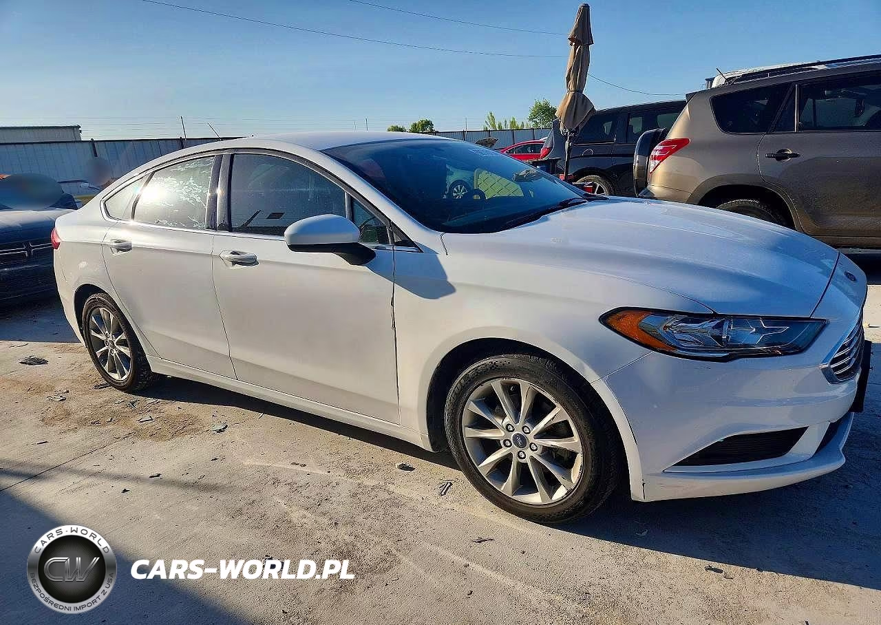2017 Ford Fusion Se VIN:3FA6P0HD8HR328913 - 4