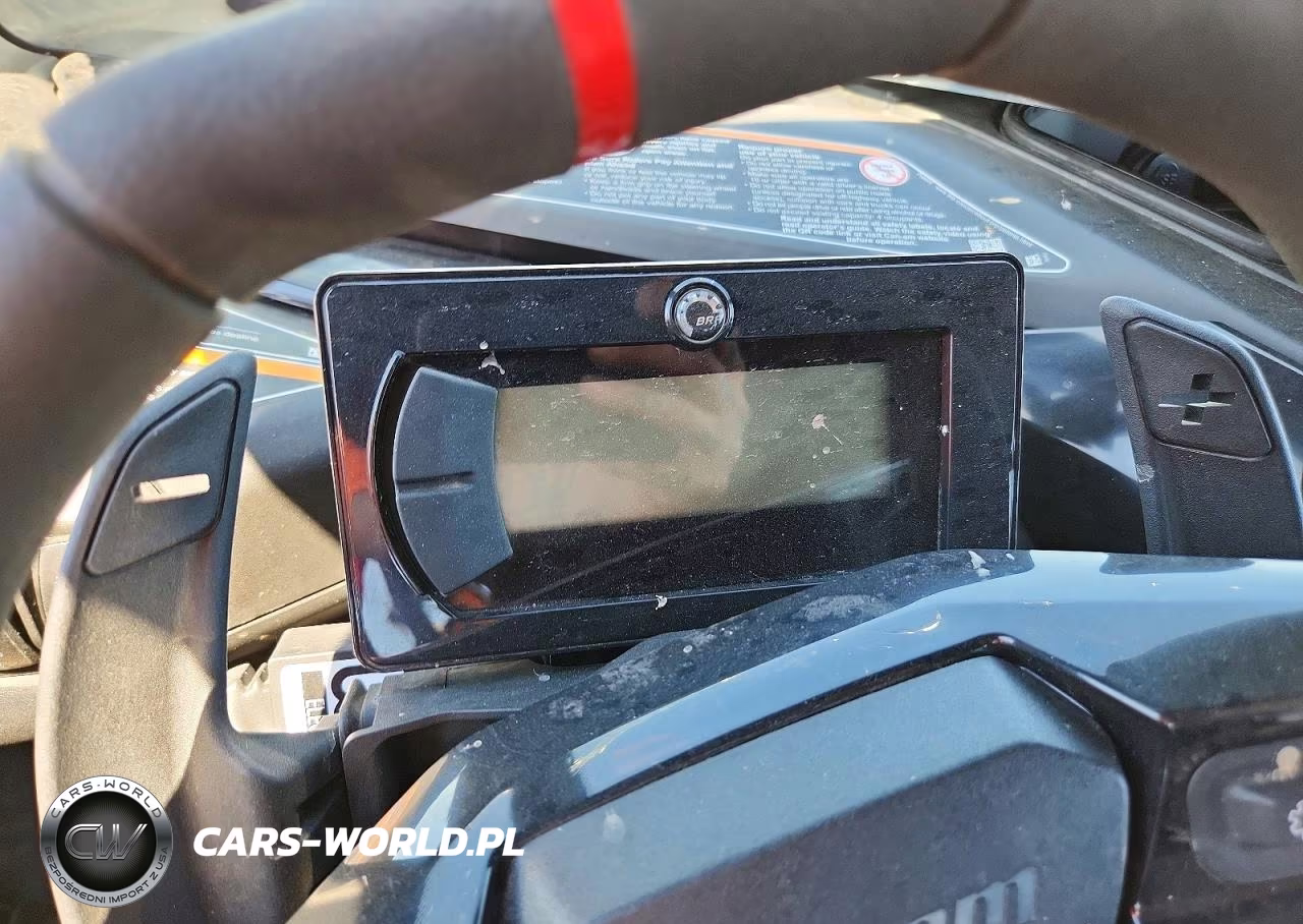 2025 Can-Am Maverick R Utility Vehicle VIN:3JB8NAU45SE002587 - 8