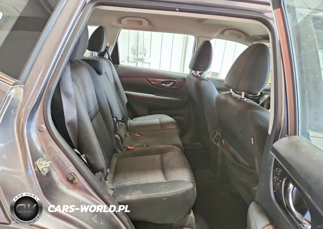2017 Nissan Rogue S VIN:KNMAT2MVXHP576002 - 11