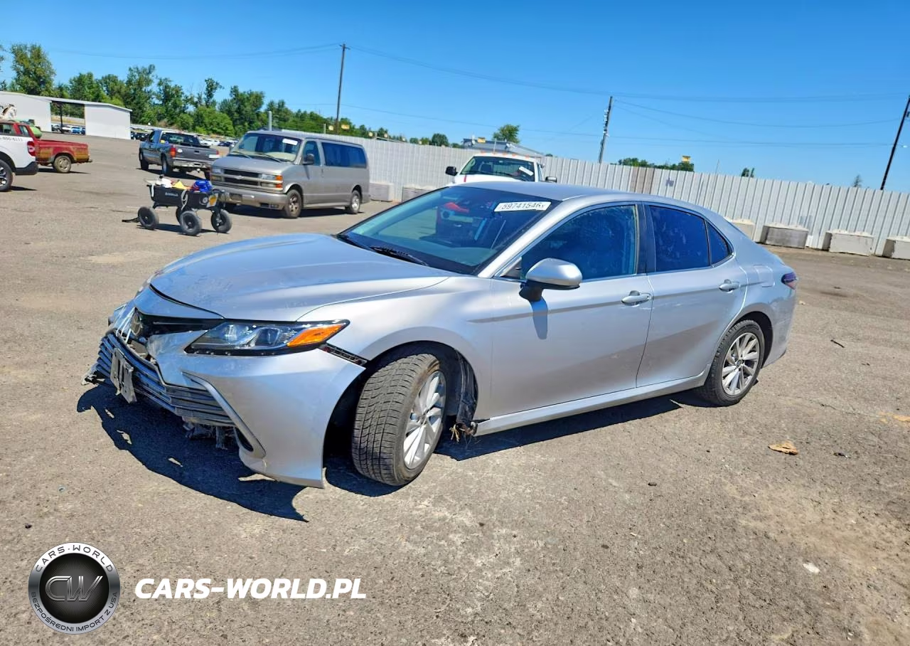 2021 Toyota Camry Le
