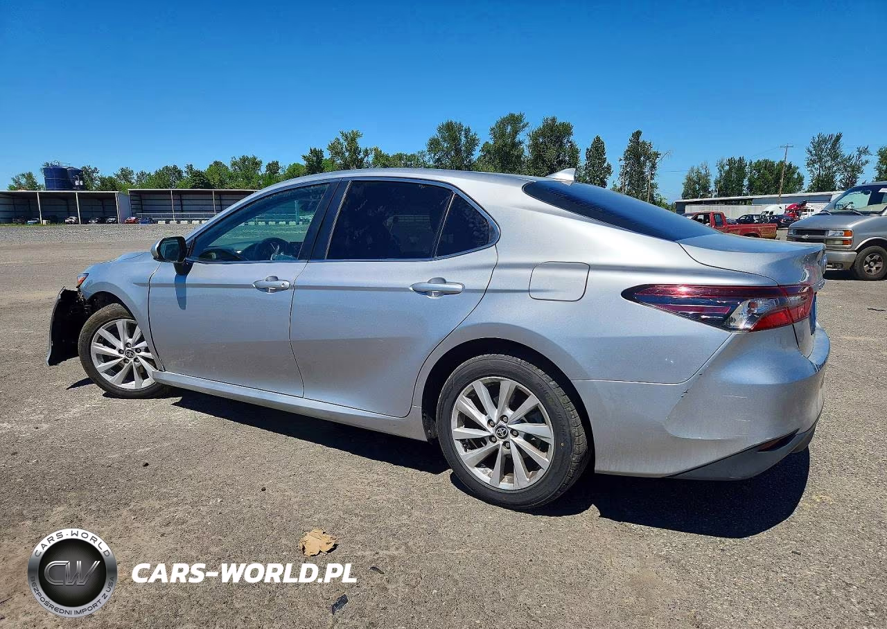 2021 Toyota Camry Le VIN:4T1C11AK4MU591704 - 2