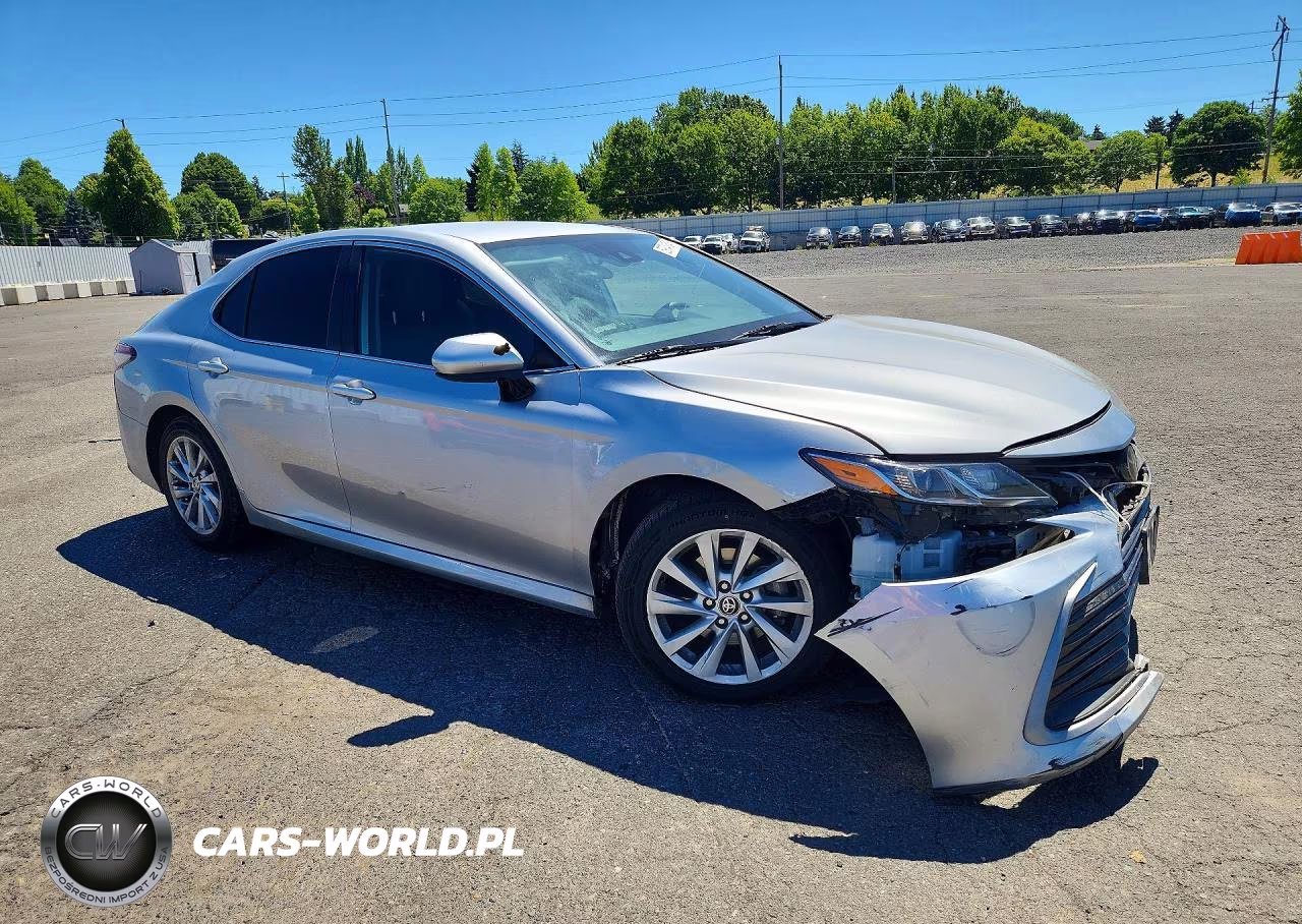 2021 Toyota Camry Le VIN:4T1C11AK4MU591704 - 4