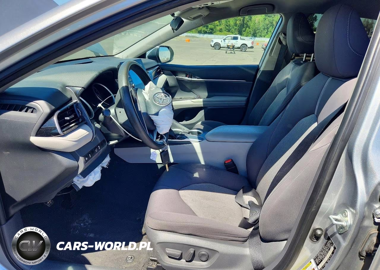 2021 Toyota Camry Le VIN:4T1C11AK4MU591704 - 7