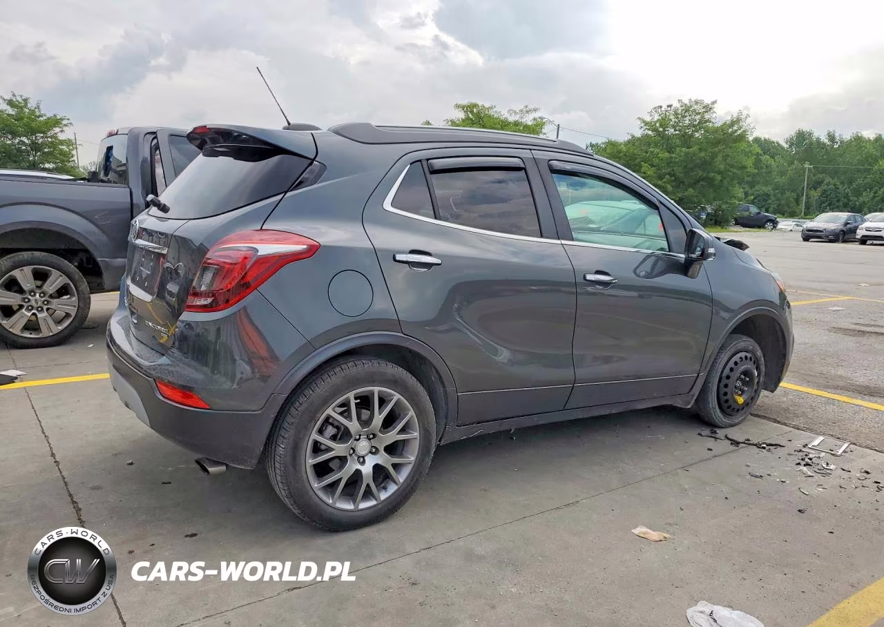 2018 Buick Encore Sport Touring VIN:KL4CJ2SB4JB584939 - 3