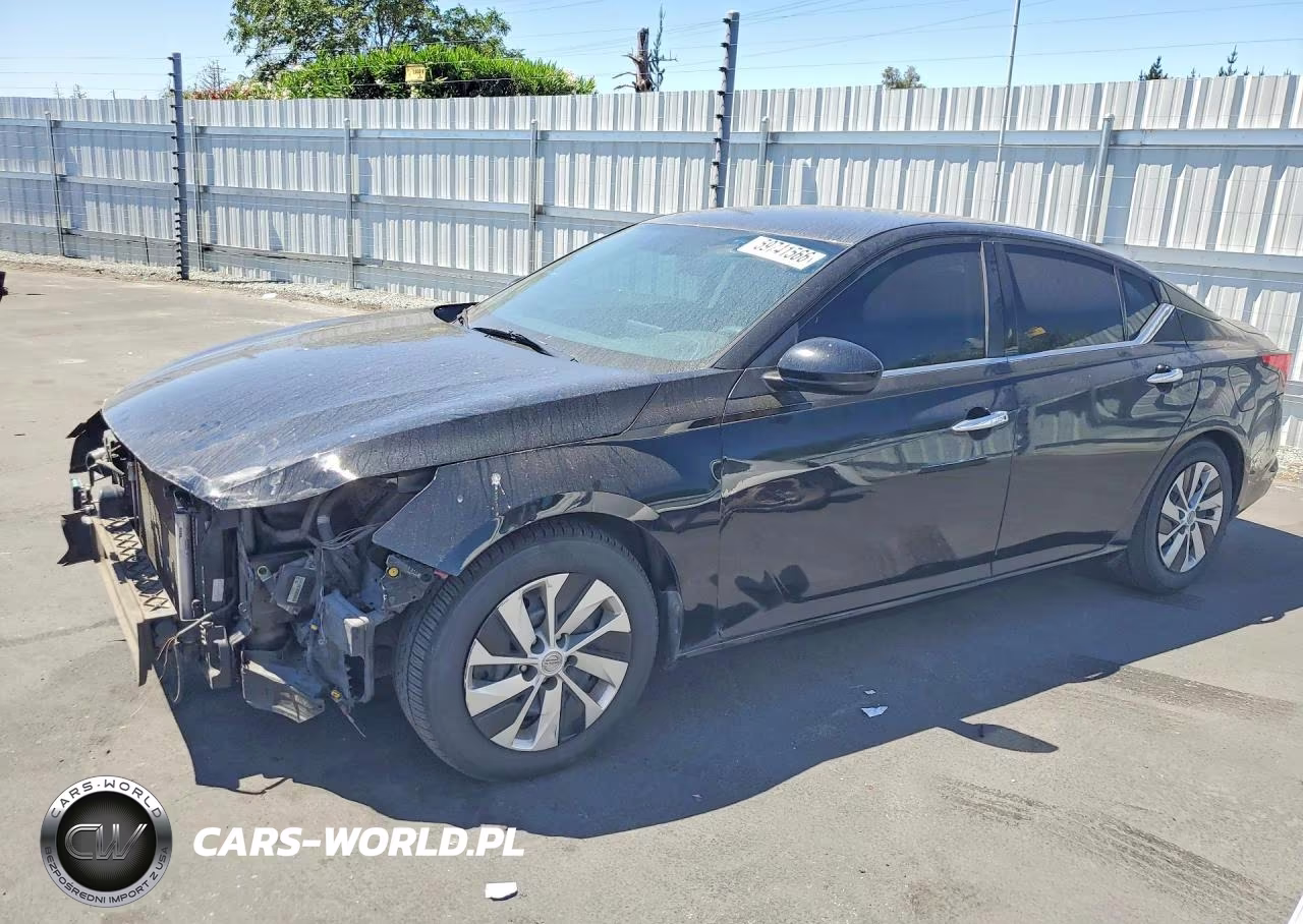 2019 Nissan Altima S – zdjęcie 1 z 13