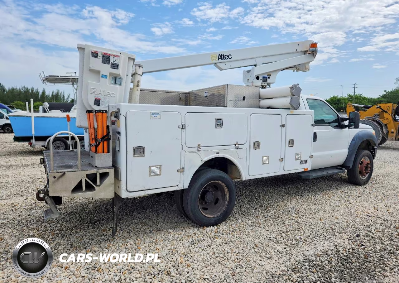 2015 Ford F450 Super Duty VIN:1FDUF4GY6FEC59022 - 3