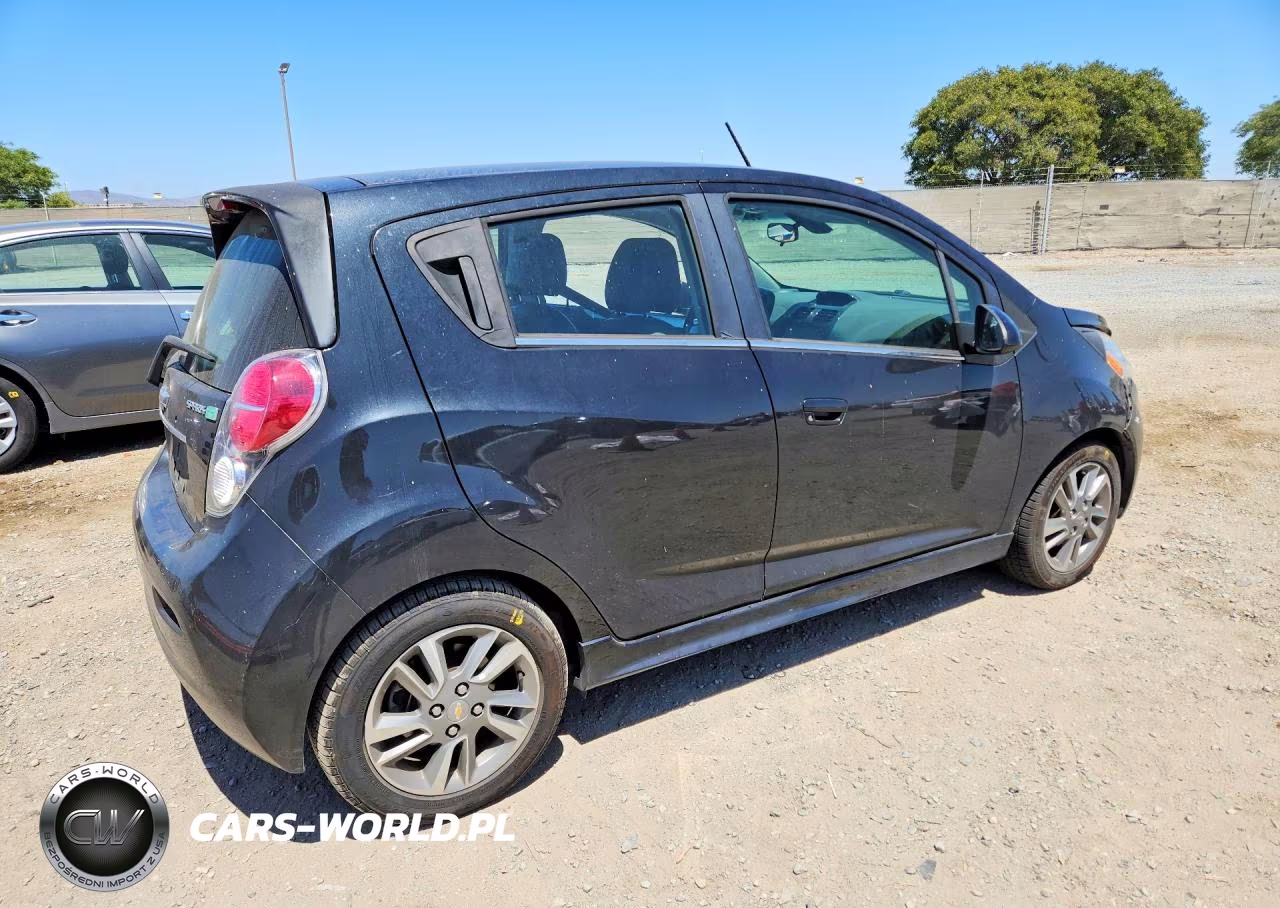 2016 Chevrolet Spark Ev 2Lt VIN:KL8CL6S02GC587436 - 3