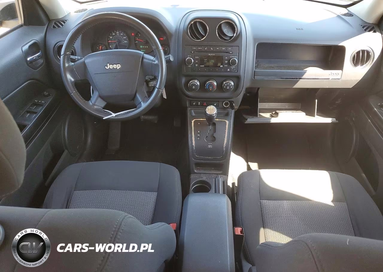2010 Jeep Patriot Sport VIN:1J4NT1GB5AD635830 - 8
