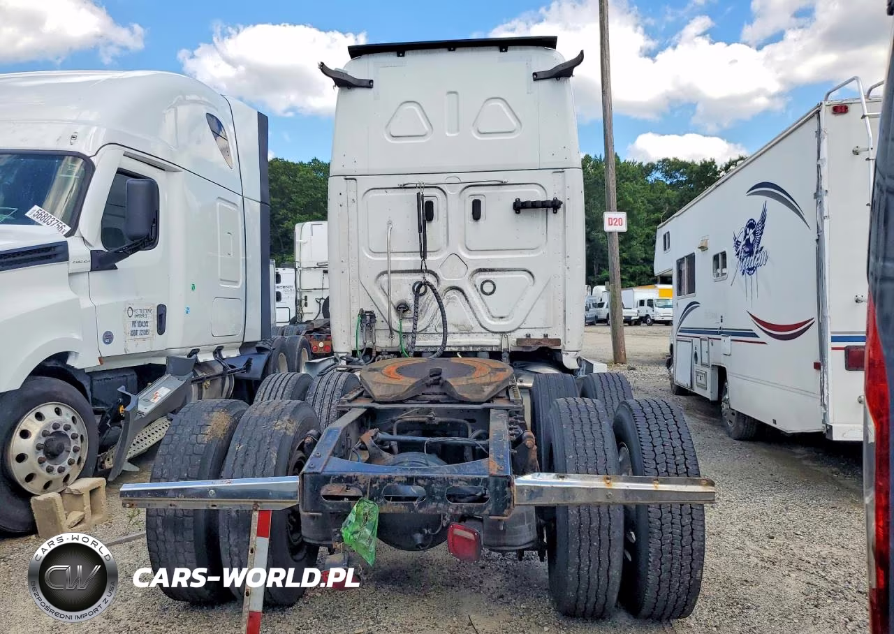 2019 Freightliner Cascadia Trucks VIN:1FUJHHDR8KLKN0228 - 6
