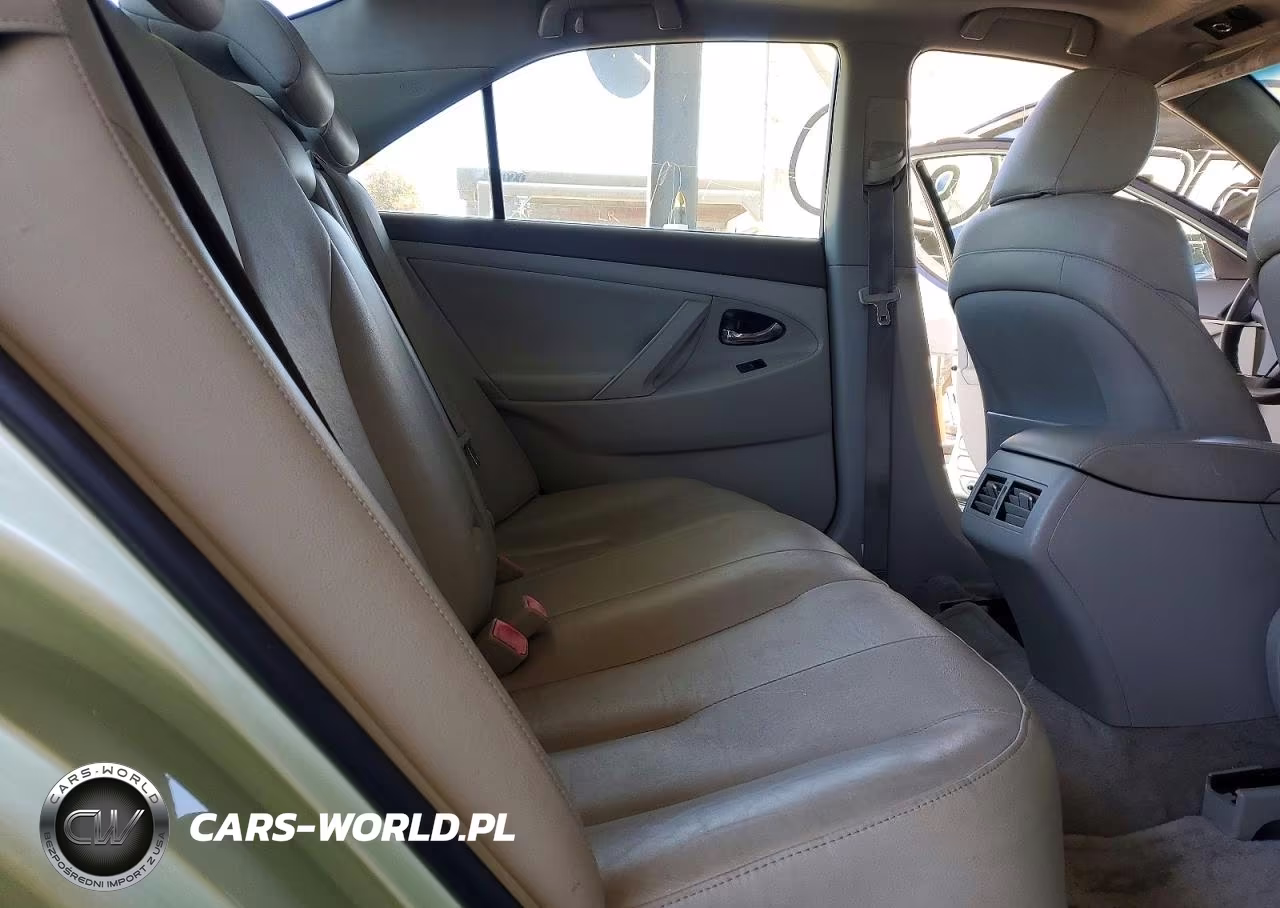 2007 Toyota Camry Hybrid VIN:JTNBB46KX73037919 - 10
