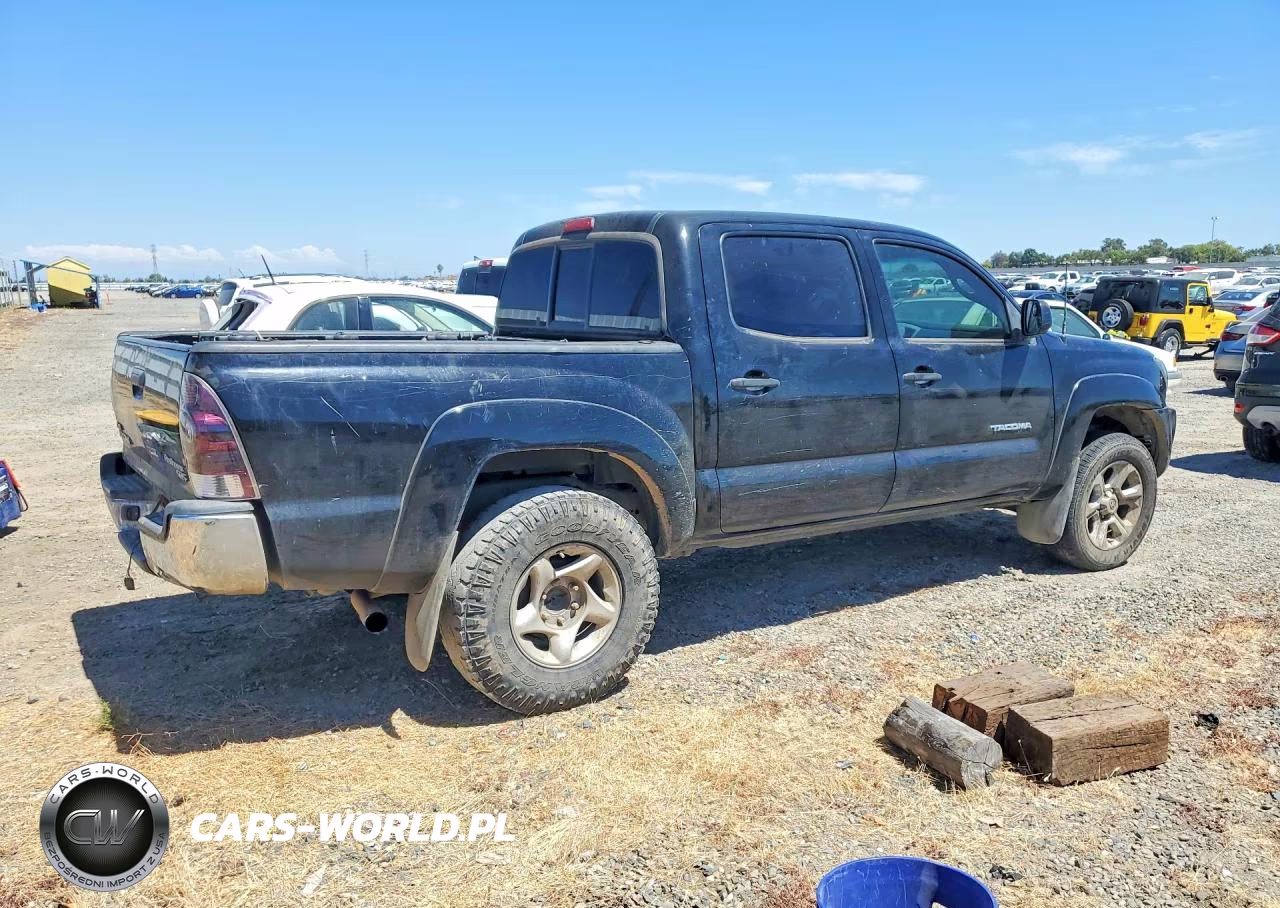 2011 Toyota Tacoma Double Cab VIN:5TFJX4GN0BX005590 - 3