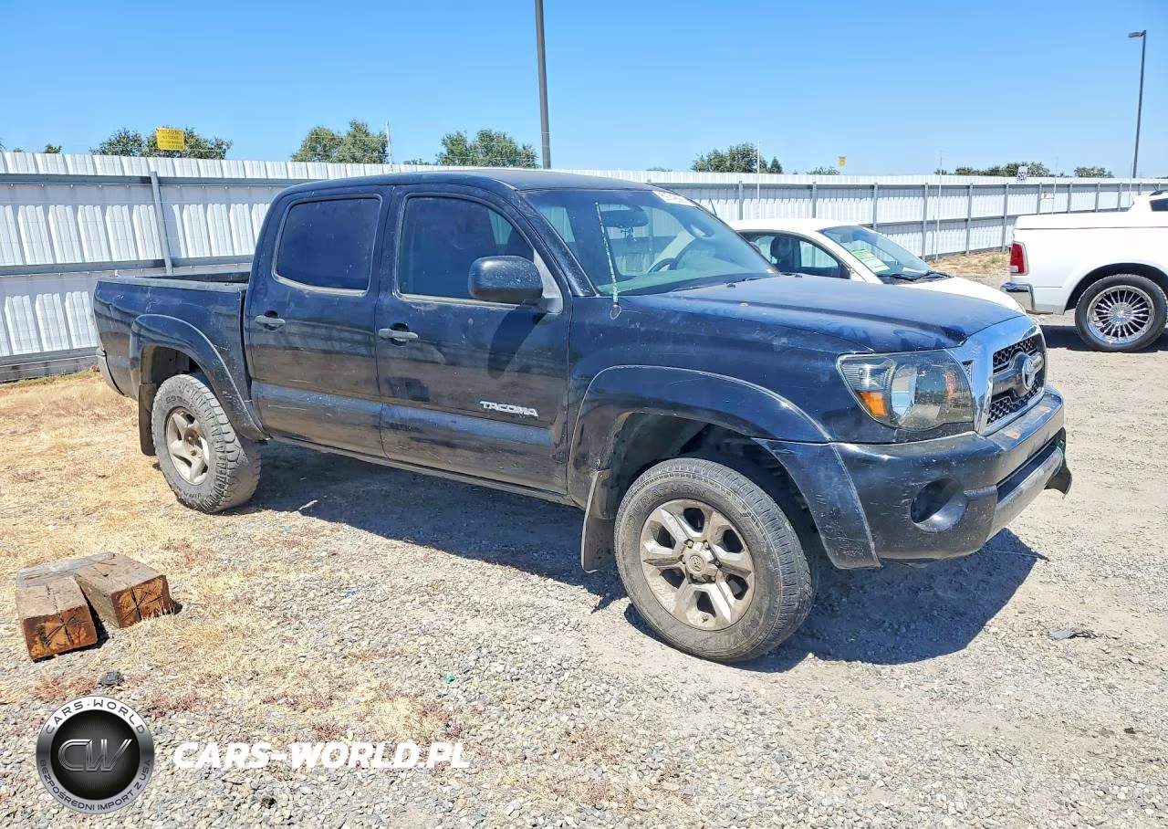 2011 Toyota Tacoma Double Cab VIN:5TFJX4GN0BX005590 - 4