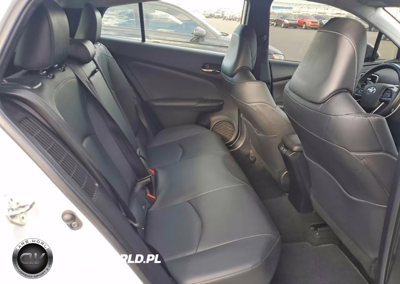 2022 Toyota Prius Prime Le VIN:JTDKAMFP6N3212148 - 10