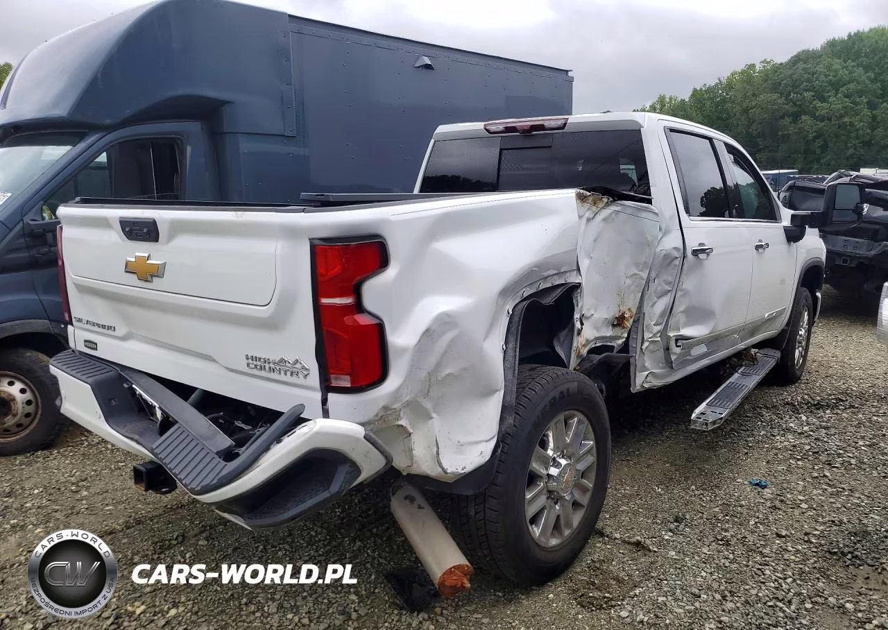 2024 Chevrolet Silverado K2500 High Country VIN:2GC4YREY6R1259588 - 3