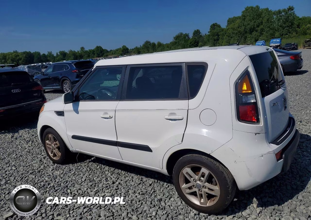 2011 Kia Soul + VIN:KNDJT2A24B7315126 - 2