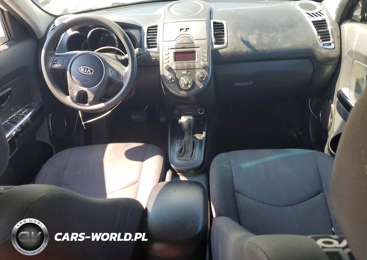 2011 Kia Soul + VIN:KNDJT2A24B7315126 - 8
