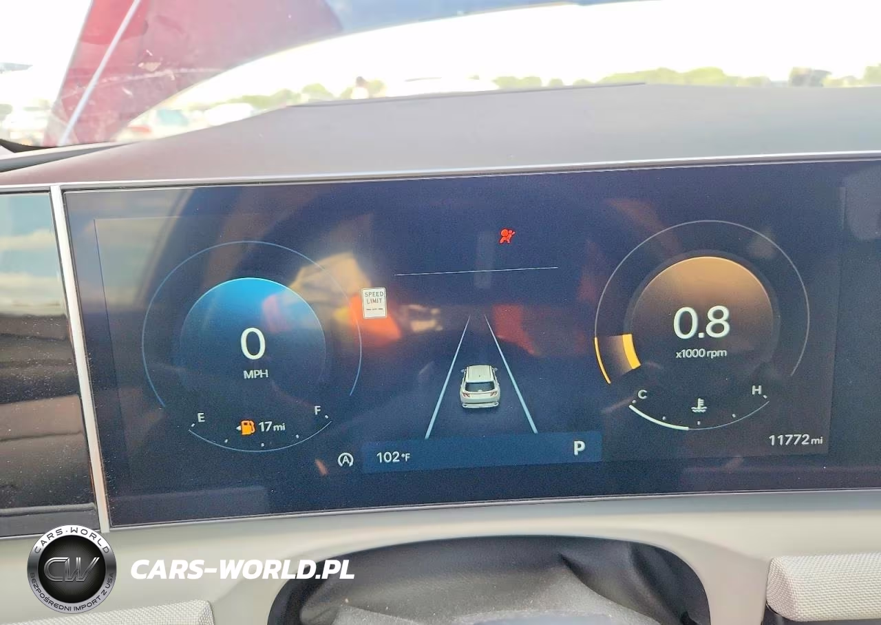 2025 Hyundai Tucson Limited VIN:5NMJECDE4SH568798 - 9