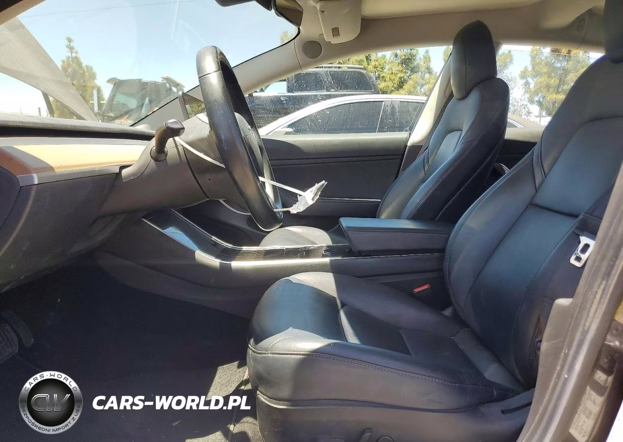 2018 Tesla Model 3 VIN:5YJ3E1EAXJF059176 - 7
