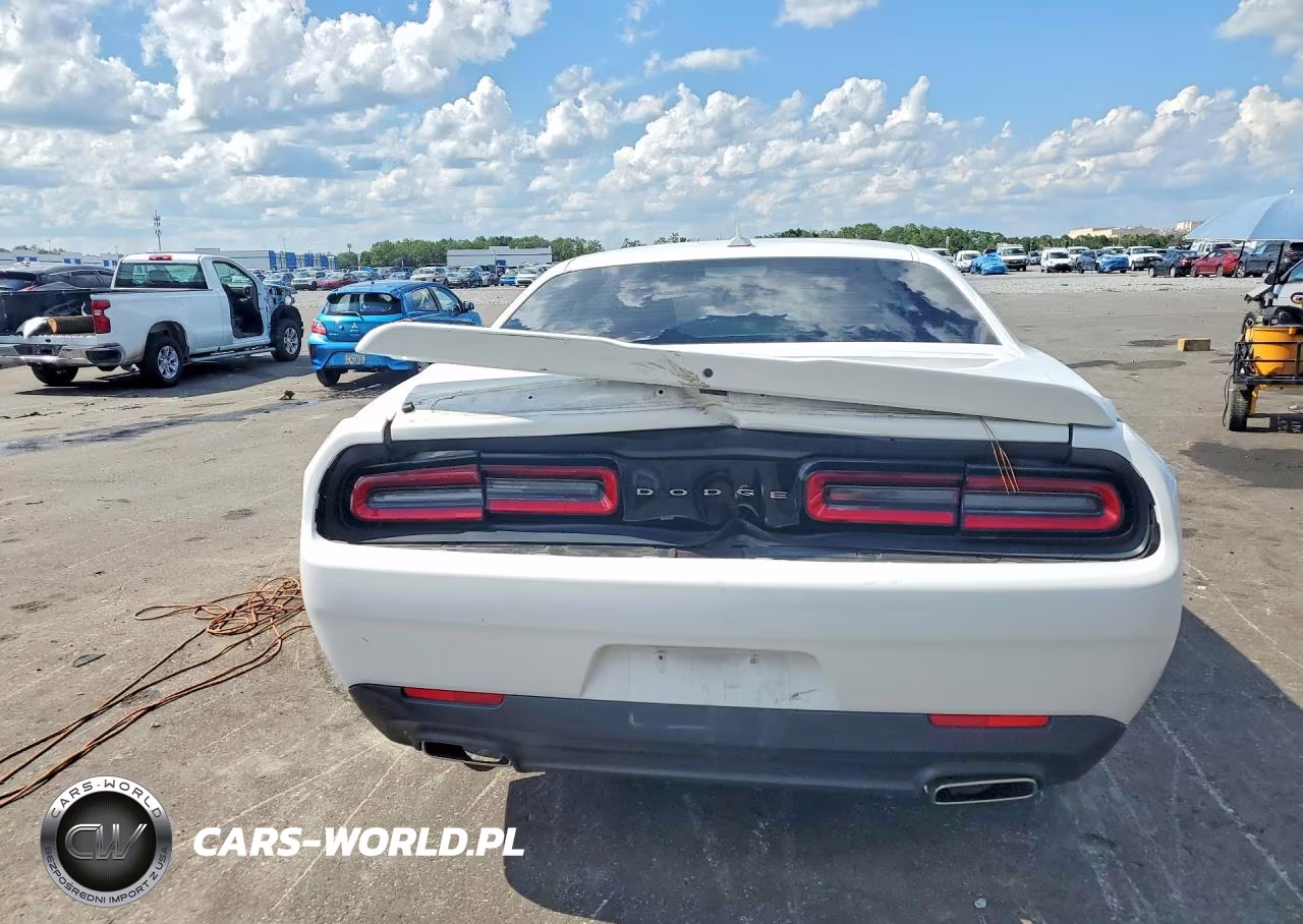 2019 Dodge Challenger Sxt VIN:2C3CDZAG4KH746729 - 6