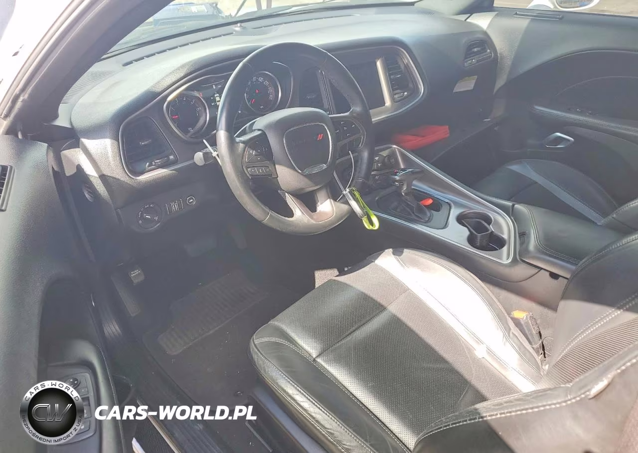 2019 Dodge Challenger Sxt VIN:2C3CDZAG4KH746729 - 8