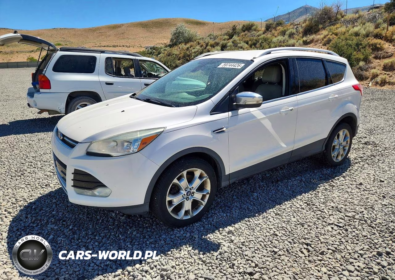 2014 Ford Escape Titanium – zdjęcie 1 z 13