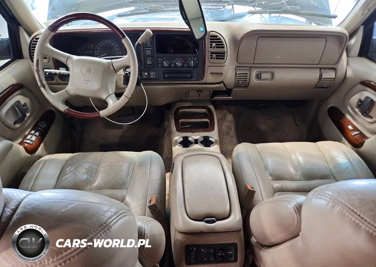 2000 Cadillac Escalade Luxury VIN:1GYEK63R8YR207931 - 8