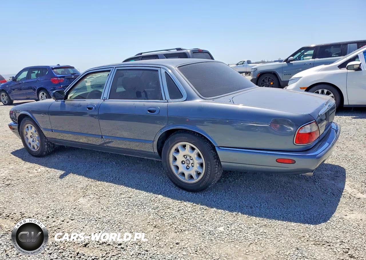 2000 Jaguar Xj8 VIN:SAJDA14C7YLF16671 - 2