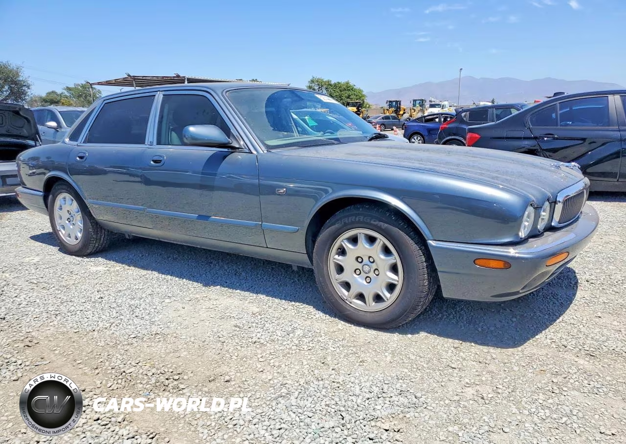 2000 Jaguar Xj8 VIN:SAJDA14C7YLF16671 - 4
