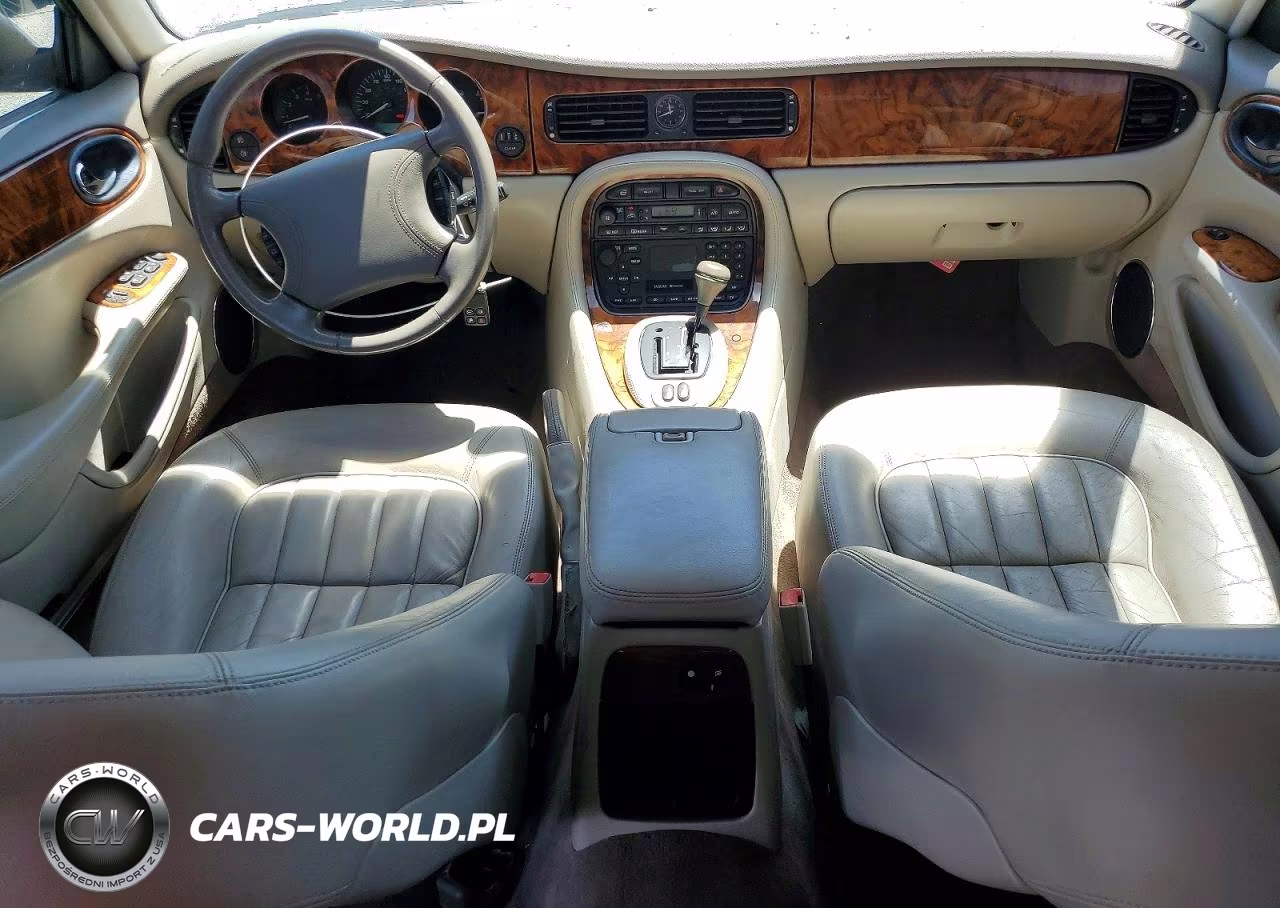2000 Jaguar Xj8 VIN:SAJDA14C7YLF16671 - 8