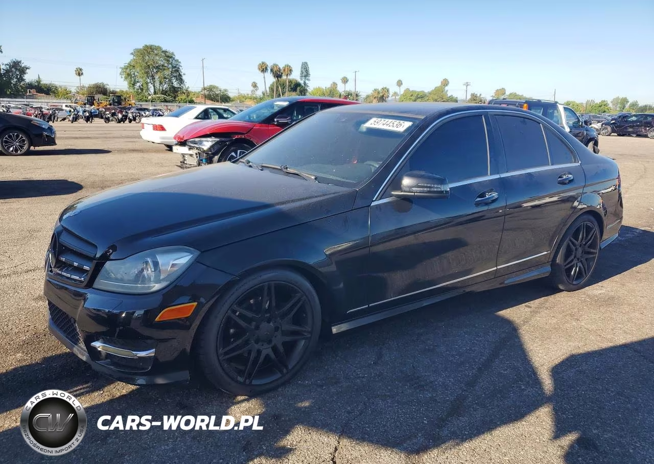 2013 Mercedes-Benz C 250 – zdjęcie 1 z 12