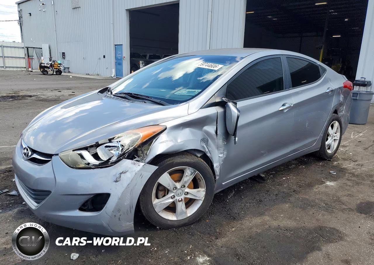2013 Hyundai Elantra Gls – zdjęcie 1 z 12