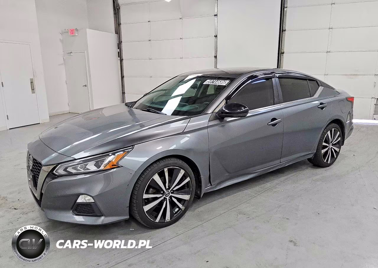 2019 Nissan Altima Sr – zdjęcie 1 z 13