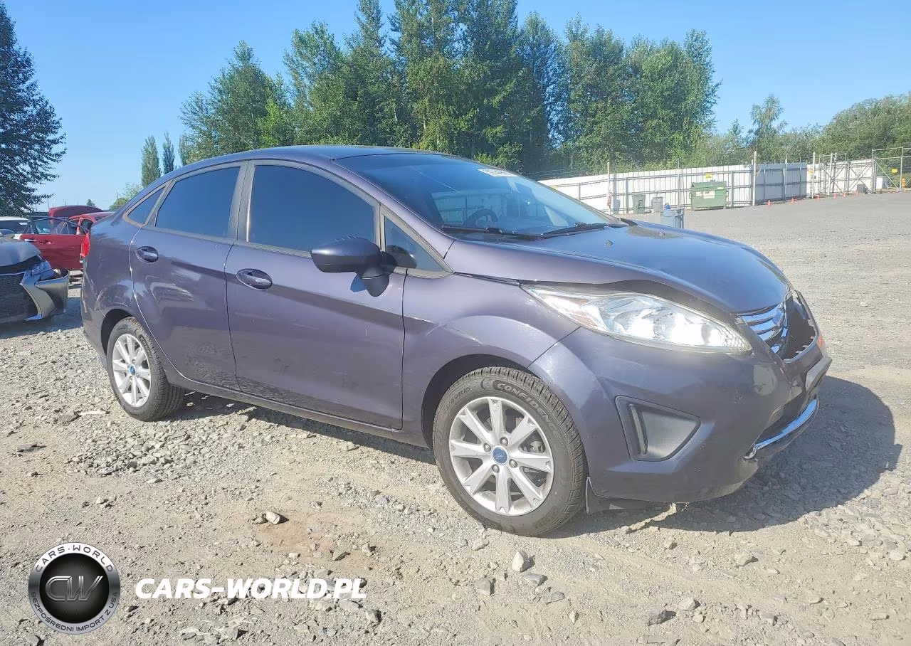 2012 Ford Fiesta Se VIN:3FADP4BJ0CM170909 - 4