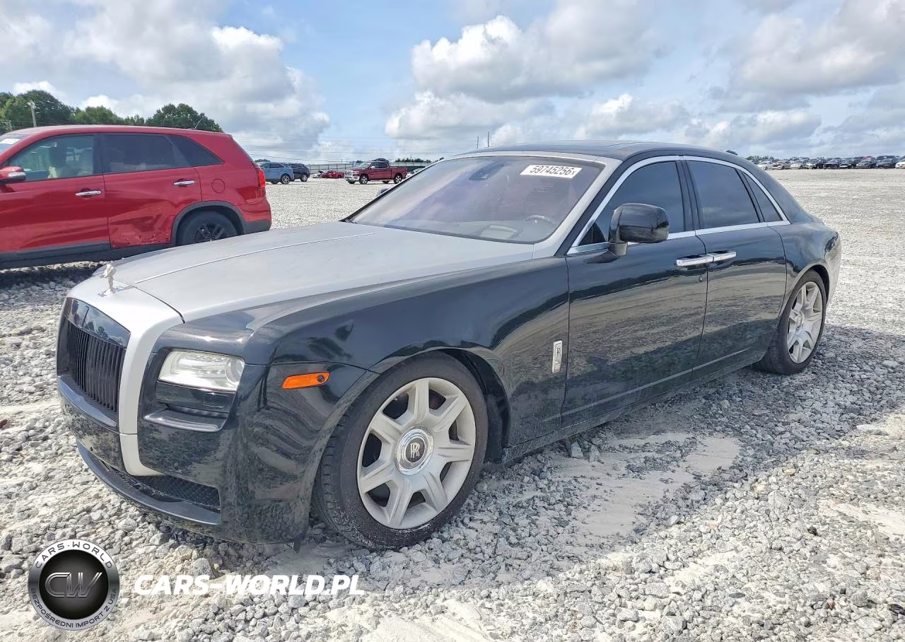 2011 Rolls-Royce Ghost – zdjęcie 1 z 12