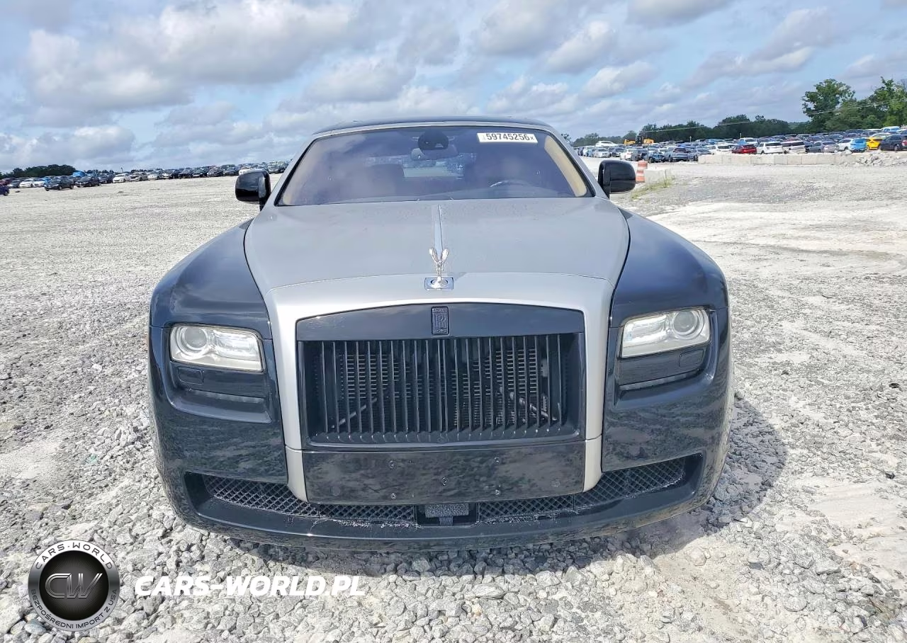 2011 Rolls-Royce Ghost VIN:SCA664S54BUX50190 - 5