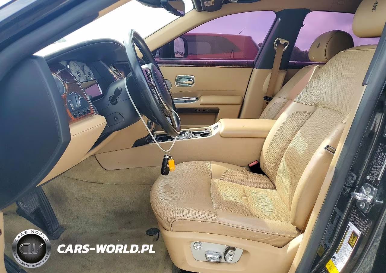 2011 Rolls-Royce Ghost VIN:SCA664S54BUX50190 - 7