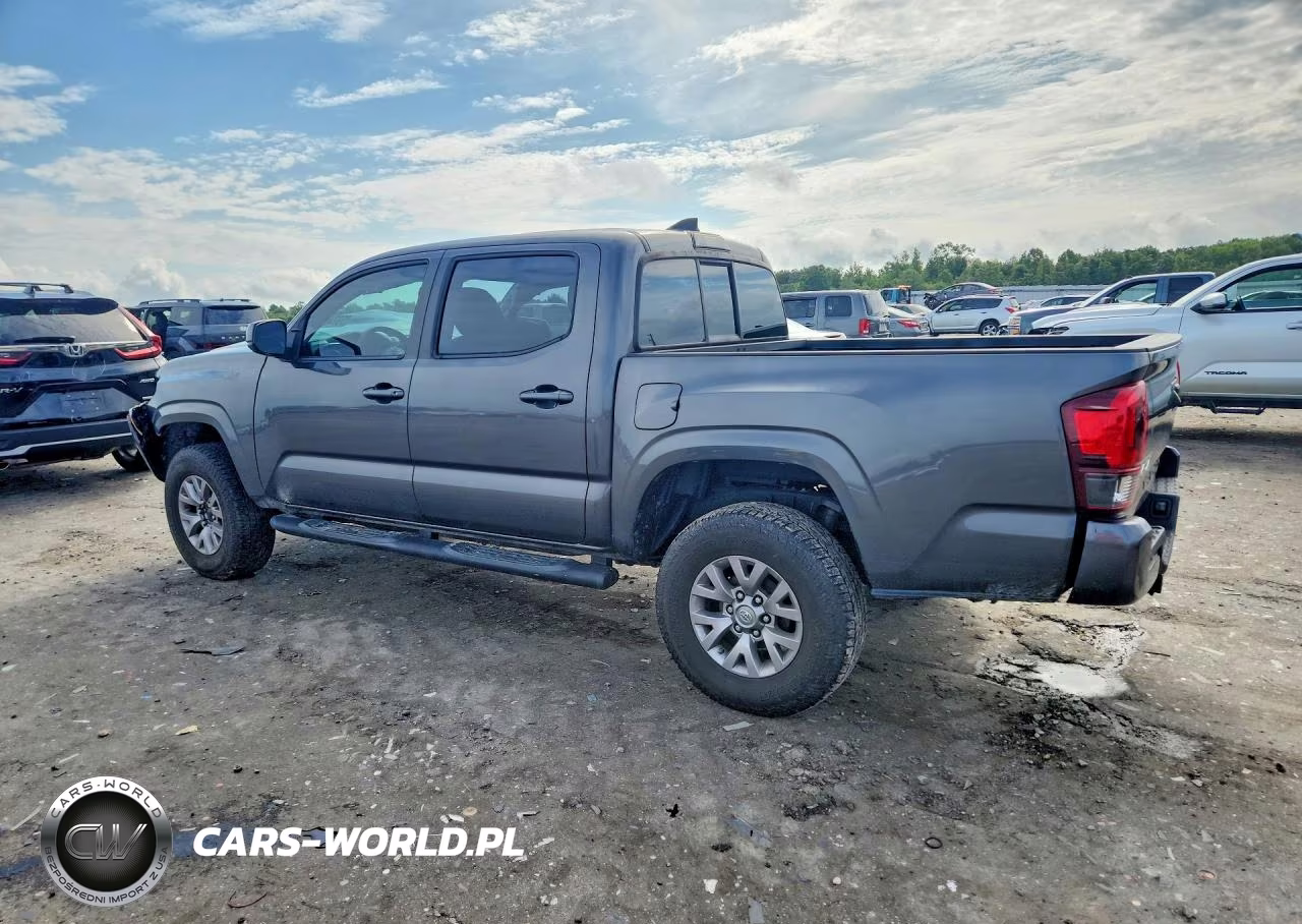 2018 Toyota Tacoma Sr V6 VIN:3TMCZ5AN9JM168731 - 2