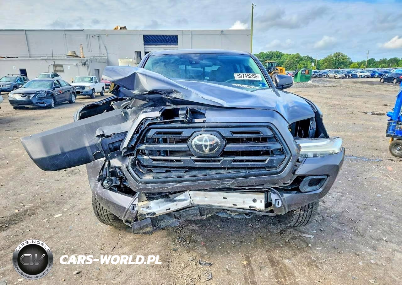 2018 Toyota Tacoma Sr V6 VIN:3TMCZ5AN9JM168731 - 5