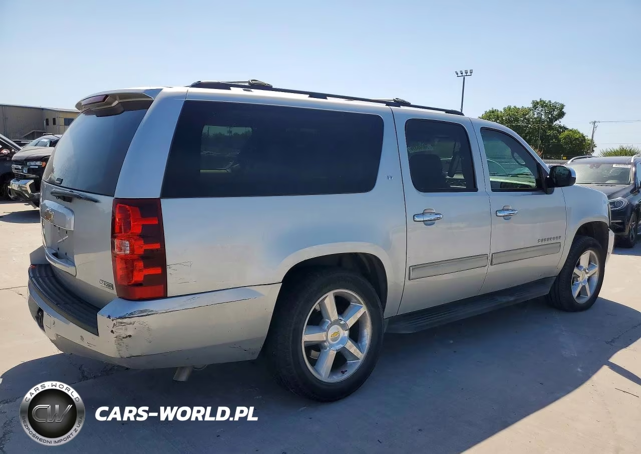 2011 Chevrolet Suburban C1500 Lt VIN:1GNSCJE06BR293388 - 3