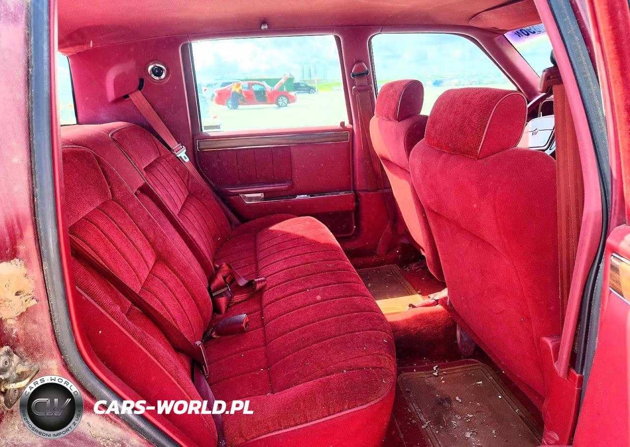 1993 Dodge Dynasty Le VIN:1B3XC56R7PD150877 - 10