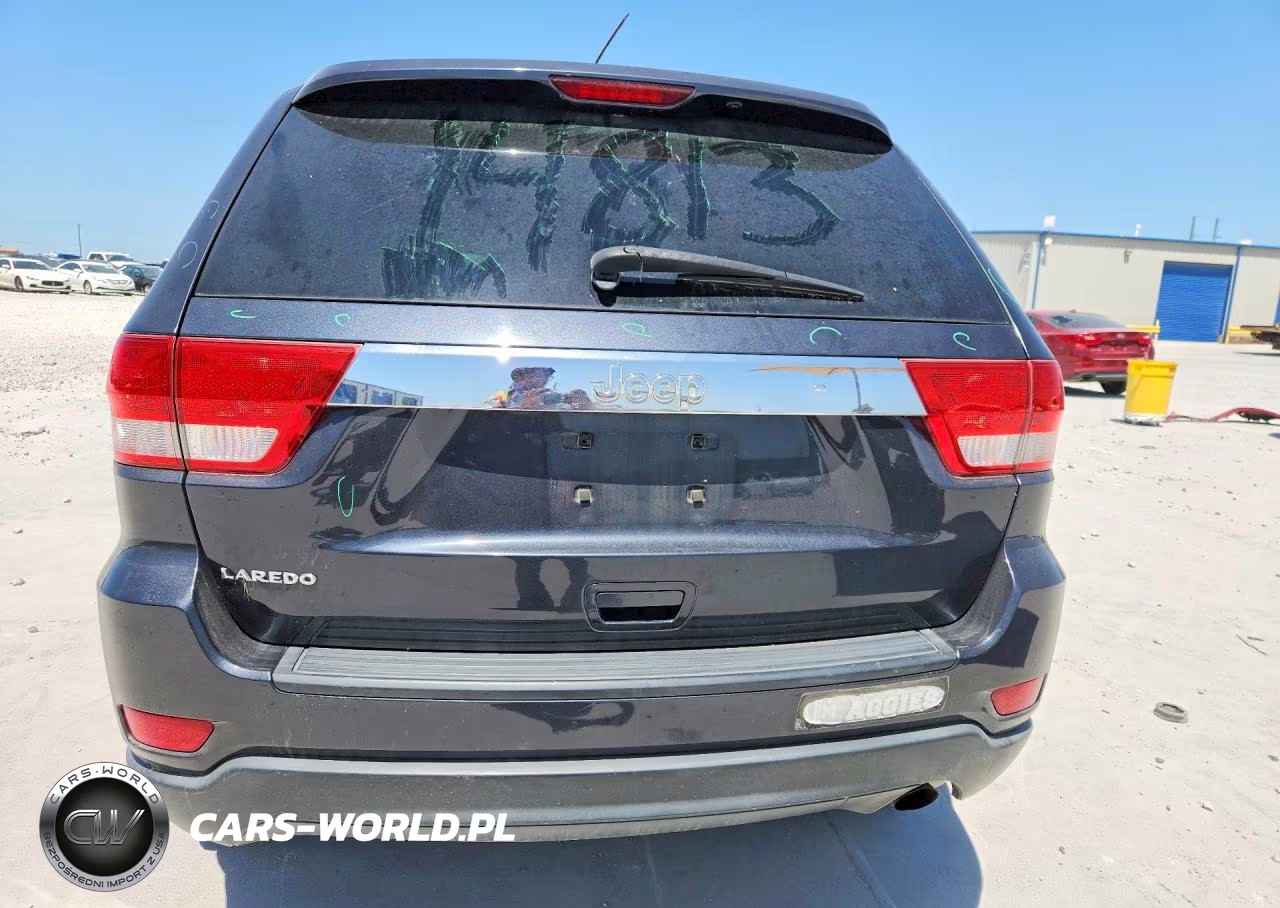 2013 Jeep Grand Cherokee Laredo VIN:1C4RJEAG0DC596129 - 6