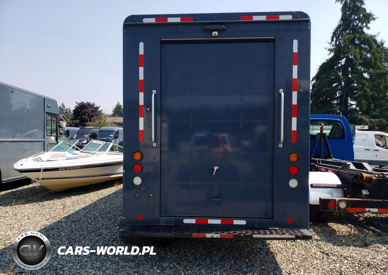 2020 Freightliner Chassis M Line Walk-In Van VIN:4UZAC2EA6LCLZ6636 - 6