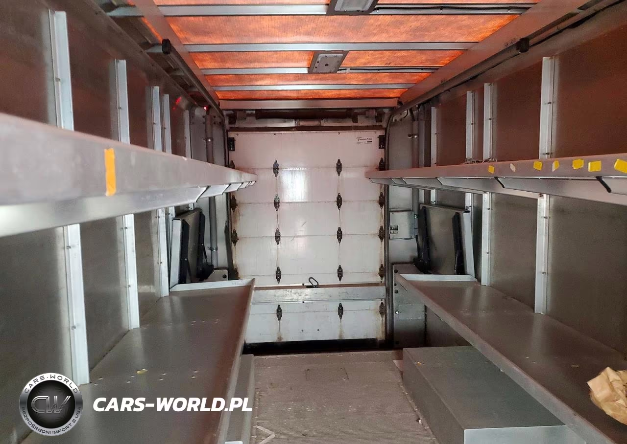 2020 Freightliner Mt45G Chassis Delivery Truck VIN:4UZAC2EA7LCLZ6645 - 10