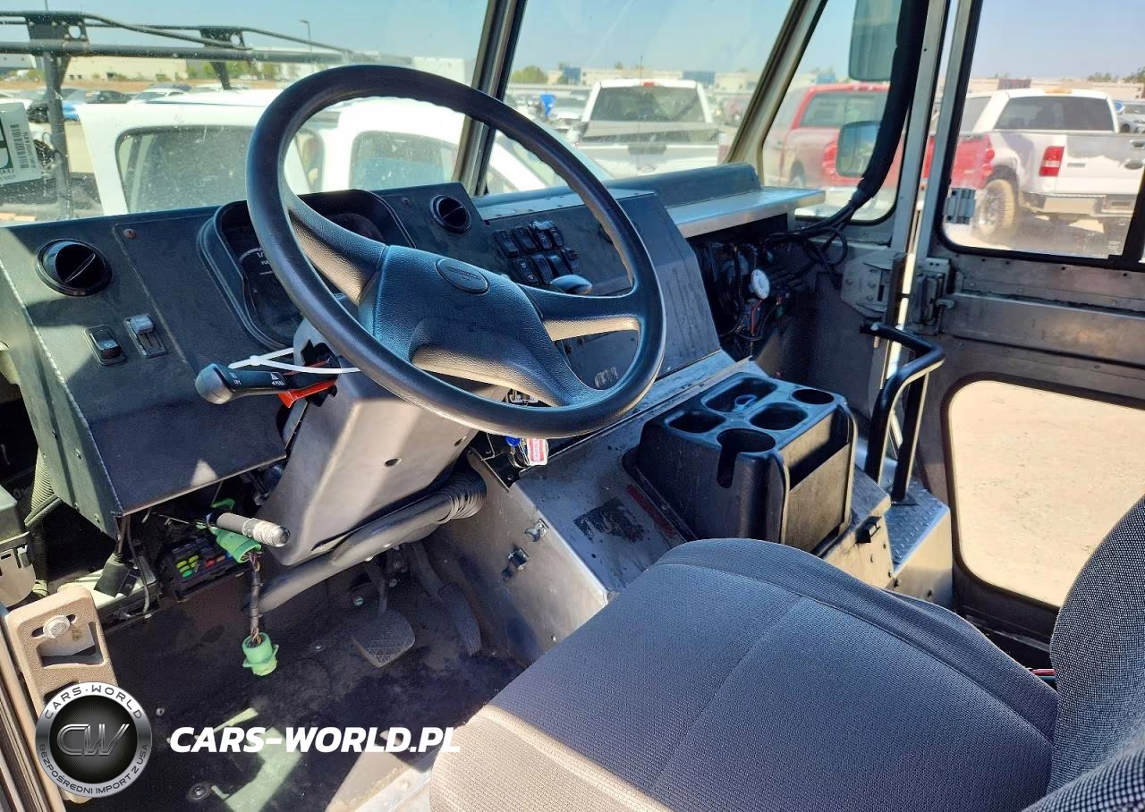 2020 Freightliner Chassis M Line Walk-In Van VIN:4UZAC2EA4LCMK2991 - 8