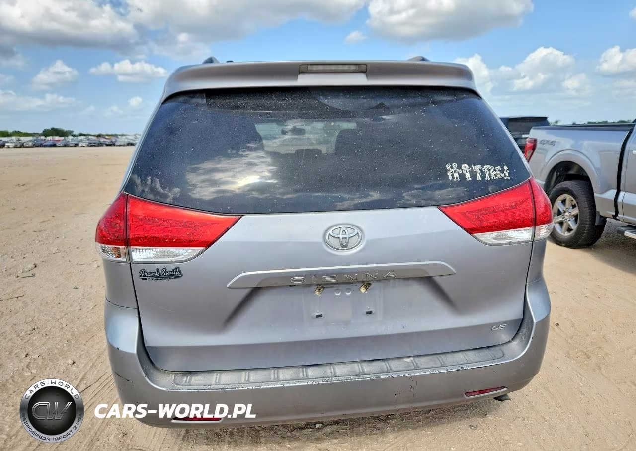 2012 Toyota Sienna Le VIN:5TDKK3DC4CS196373 - 6