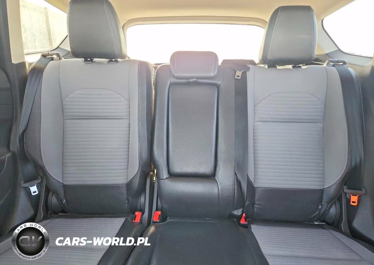 2018 Ford Escape Se VIN:1FMCU9GD8JUD59231 - 10