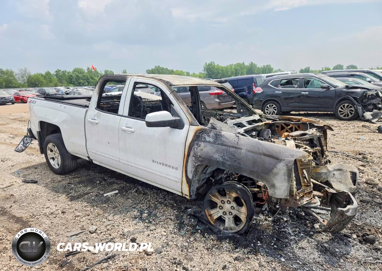 2018 Chevrolet Silverado K1500 Lt VIN:1GCVKREH2JZ119152 - 4