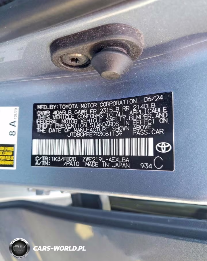2024 Toyota Corolla Hybrid Le VIN:JTDBCMFE7R3061139 - 12