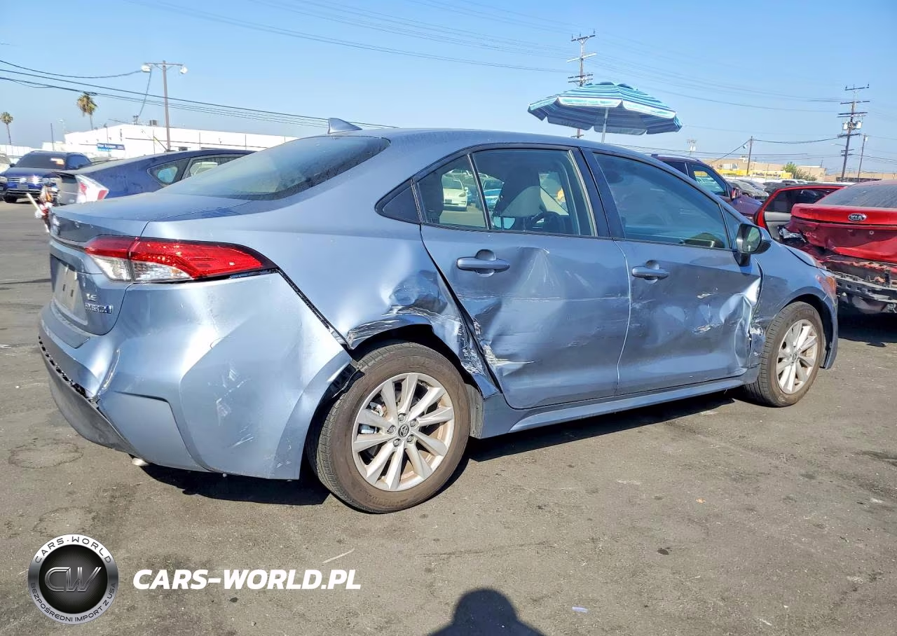 2024 Toyota Corolla Hybrid Le VIN:JTDBCMFE7R3061139 - 3